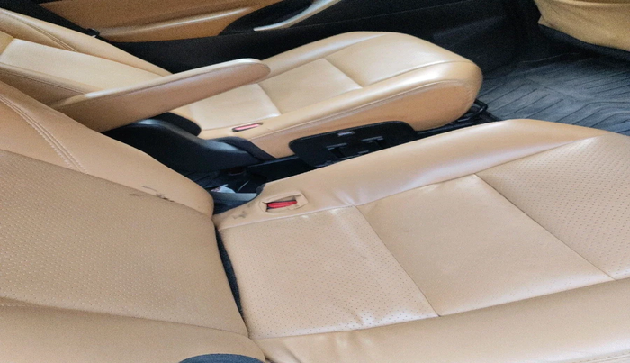 2017 Toyota Innova Crysta 2.4 GX 7 STR, Diesel, Manual, 1,58,000 km, interior