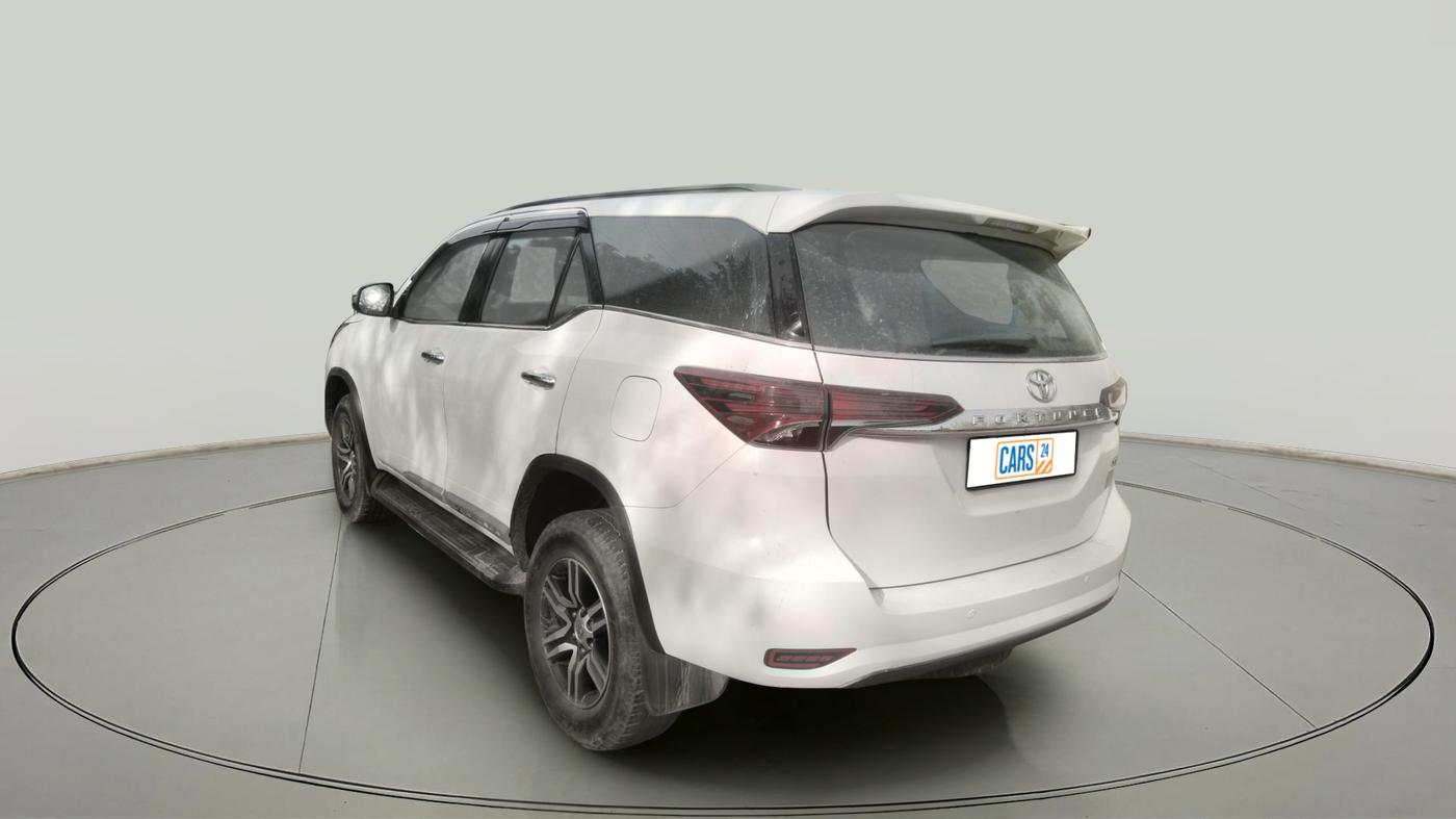2017 Toyota Fortuner 2.8 4X2 AT, Diesel, Automatic, 93,544 km, exterior