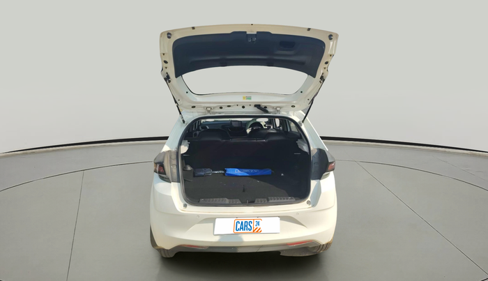 2023 Tata ALTROZ XM PLUS CNG, Petrol, Manual, 76,801 km, exterior