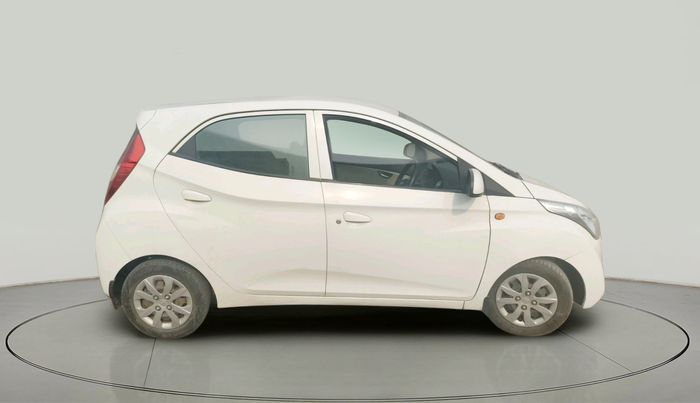 2015 Hyundai Eon SPORTZ, Petrol, Manual, 90,751 km, exterior
