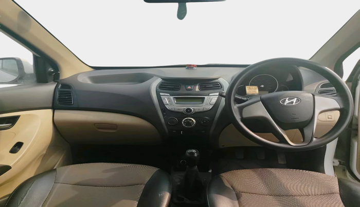 2015 Hyundai Eon SPORTZ, Petrol, Manual, 90,751 km, interior