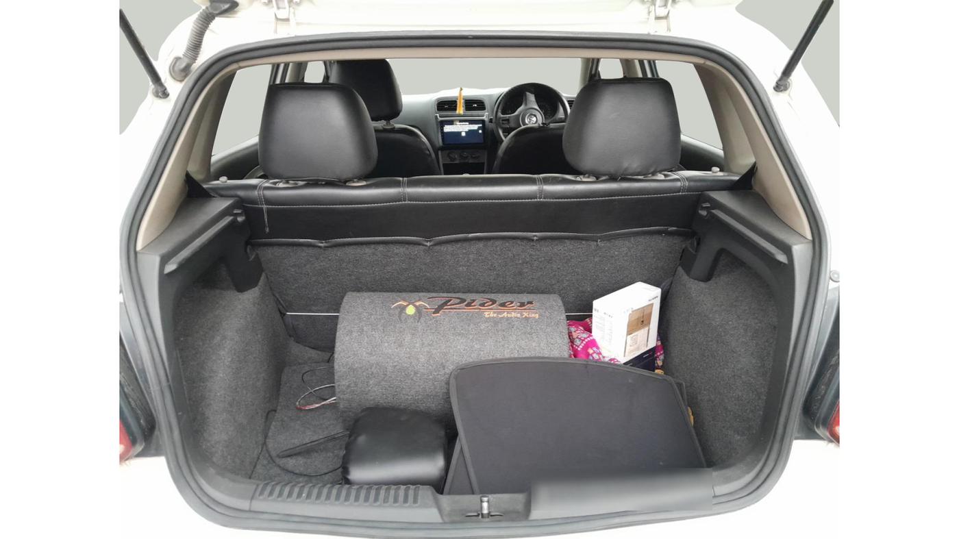 2011 Volkswagen Polo TRENDLINE 1.2L PETROL, Petrol, Manual, 1,03,559 km, exterior