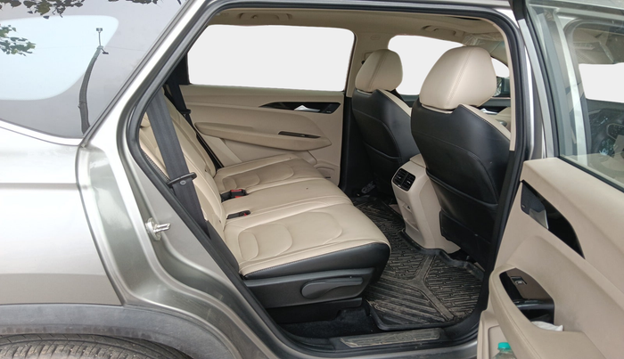 2022 MG HECTOR SHARP 2.0 DIESEL, Diesel, Manual, 15,671 km, interior