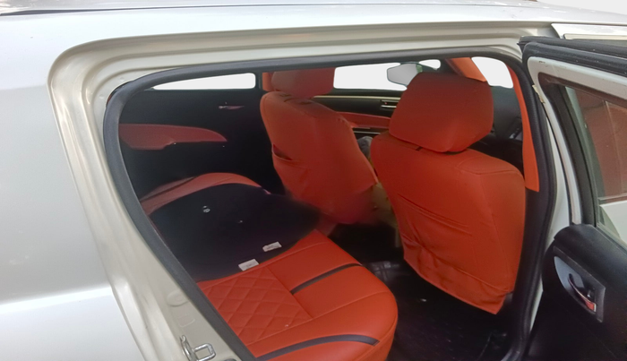 2013 Maruti Swift VXI, Petrol, Manual, 1,56,910 km, interior