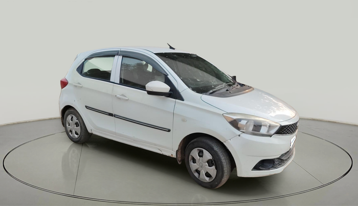 2018 Tata Tiago XT PETROL, Petrol, Manual, 1,95,719 km, exterior