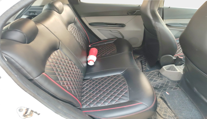 2018 Tata Tiago XT PETROL, Petrol, Manual, 1,95,719 km, interior