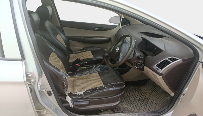 2011 Hyundai i20 MAGNA 1.4 CRDI, Diesel, Manual, 1,71,464 km, interior