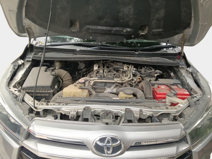 2017 Toyota Innova Crysta 2.8 GX AT 7 STR, Diesel, Automatic, 1,73,817 km, exterior