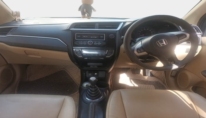2017 Honda Amaze 1.2L I-VTEC S OPT, Petrol, Manual, 1,03,422 km, interior