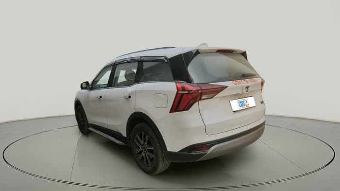 2022 Mahindra XUV700 AX 7 LUXURY D MT 7 STR, Diesel, Manual, 85,699 km, exterior