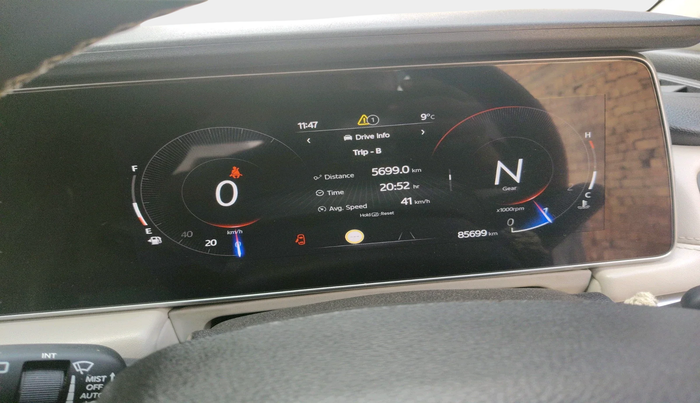 2022 Mahindra XUV700 AX 7 LUXURY D MT 7 STR, Diesel, Manual, 85,699 km, interior