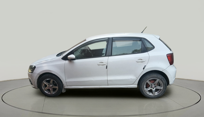 2016 Volkswagen Polo COMFORTLINE 1.2L, Petrol, Manual, 1,99,087 km, exterior