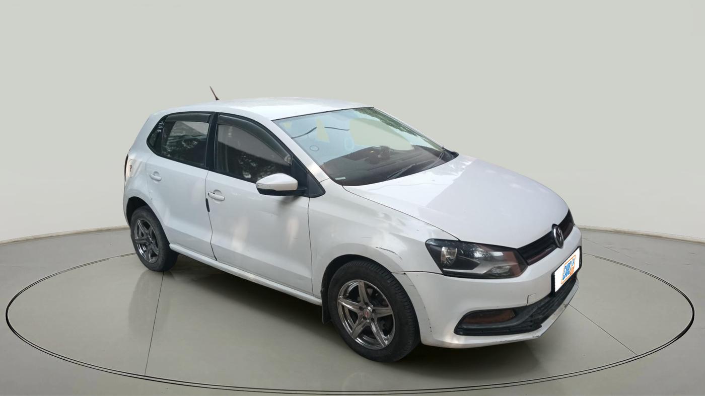 2016 Volkswagen Polo COMFORTLINE 1.2L, Petrol, Manual, 1,99,087 km, exterior