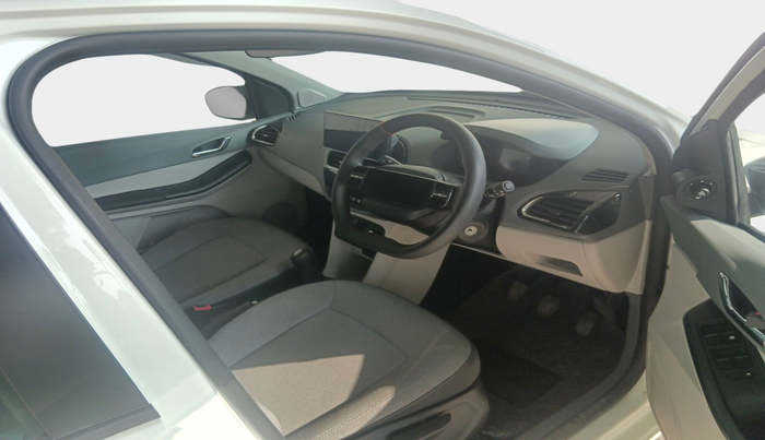 2025 Tata Tiago XZ PLUS PETROL, Petrol, Manual, 8,237 km, interior
