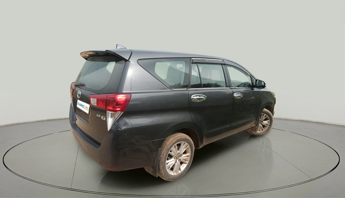 2016 Toyota Innova Crysta 2.8 ZX AT 7 STR, Diesel, Automatic, 2,08,898 km, exterior