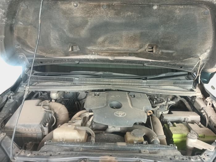2016 Toyota Innova Crysta 2.8 ZX AT 7 STR, Diesel, Automatic, 2,08,898 km, exterior