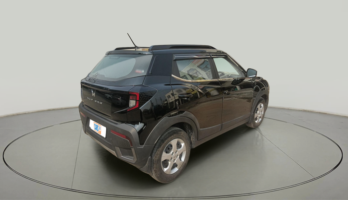 2024 Mahindra XUV 3XO MX3 1.2 L TCMPFi, Petrol, Manual, 11,381 km, exterior