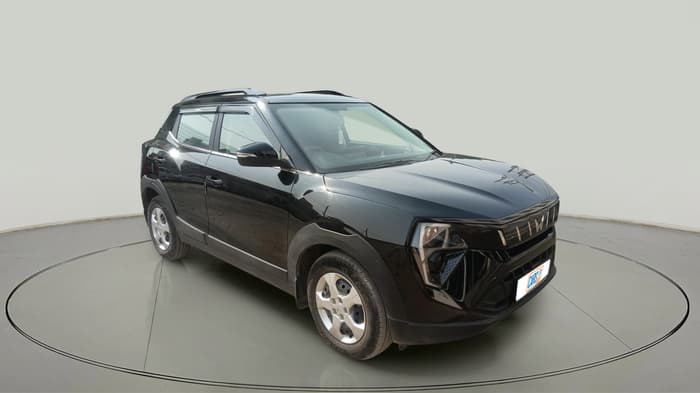 2024 Mahindra XUV 3XO MX3 1.2 L TCMPFi, Petrol, Manual, 11,900 km, exterior