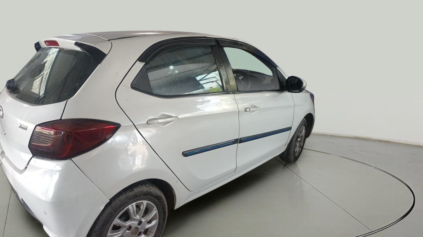 2017 Tata Tiago XZA PETROL, Petrol, Automatic, 53,051 km, exterior