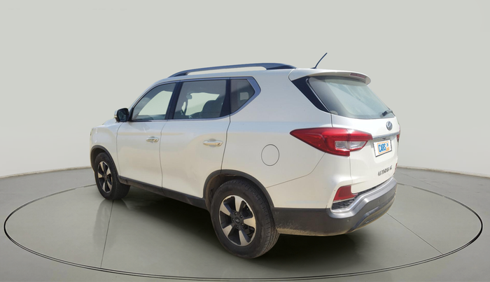 2018 Mahindra ALTURAS G4 4WD AT, Diesel, Automatic, 1,91,952 km, exterior