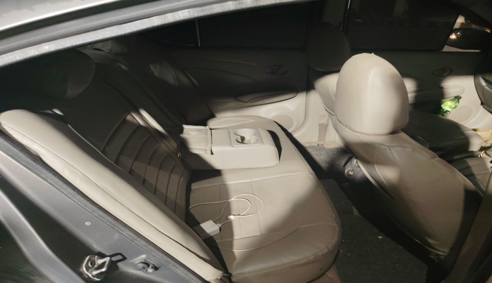 2013 Nissan Sunny XL DIESEL, Diesel, Manual, 97,844 km, interior