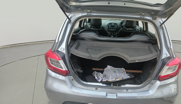 2018 Tata Tiago XZ PETROL, Petrol, Manual, 1,12,568 km, exterior