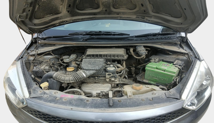 2018 Tata Tiago XZ PETROL, Petrol, Manual, 1,12,568 km, exterior