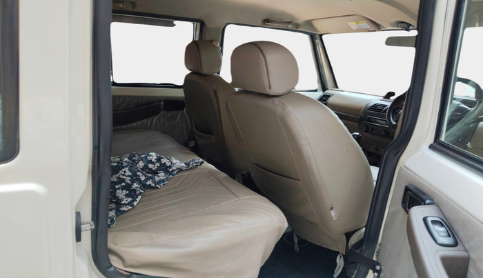 2022 Mahindra Bolero B6, Diesel, Manual, 1,02,923 km, interior