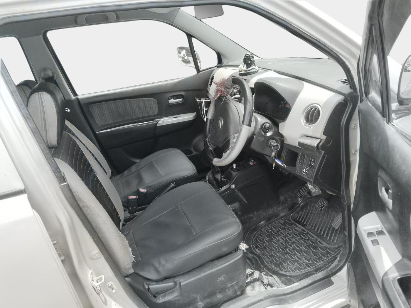 2014 Maruti Wagon R 1.0 LXI CNG, Petrol, Manual, 83,025 km, interior