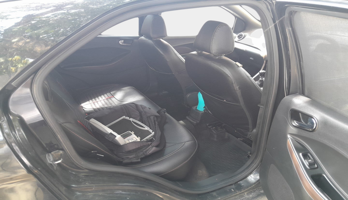 2018 Ford FREESTYLE TITANIUM 1.5 DIESEL, Diesel, Manual, 1,10,803 km, interior