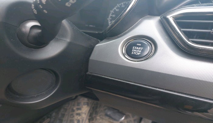 2022 Tata Safari XZA PLUS DARK EDITION, Diesel, Automatic, 48,966 km, interior