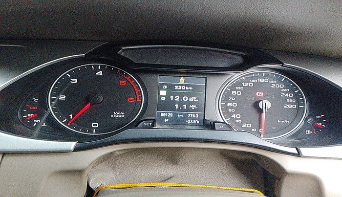 2011 Audi A4 2.0 TDI, Diesel, Automatic, 89,129 km, interior