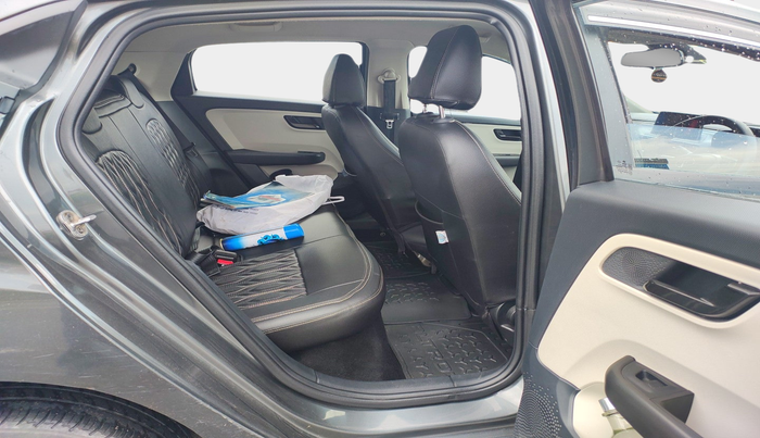 2022 Tata ALTROZ XT PETROL, Petrol, Manual, 50,300 km, interior