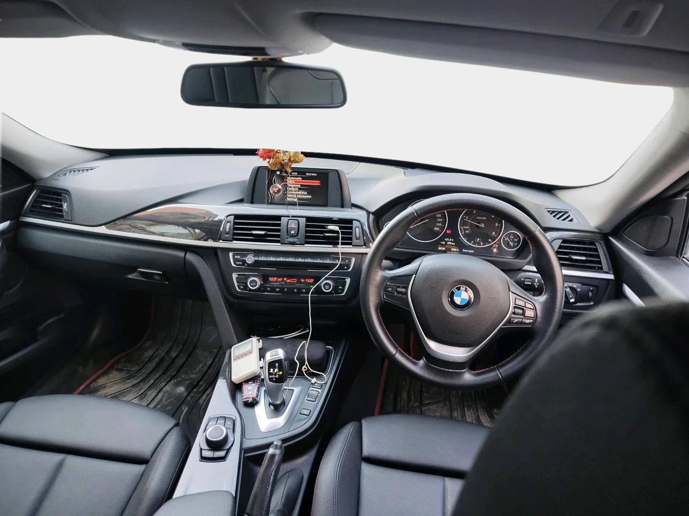 2015 BMW 3 Series 320D GT SPORT LINE, Diesel, Automatic, 36,039 km, interior