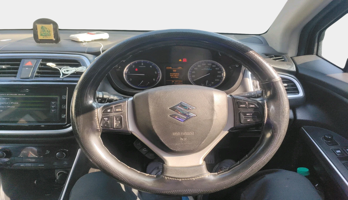 2018 Maruti S Cross ZETA 1.3, Diesel, Manual, 90,486 km, interior