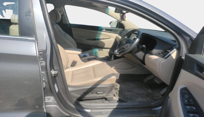 2018 Hyundai Tucson 2WD AT GL DIESEL
, Diesel, Automatic, 71,855 km, interior