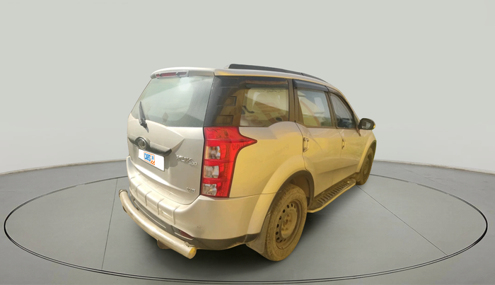 2016 Mahindra XUV500 W6, Diesel, Manual, 74,583 km, exterior