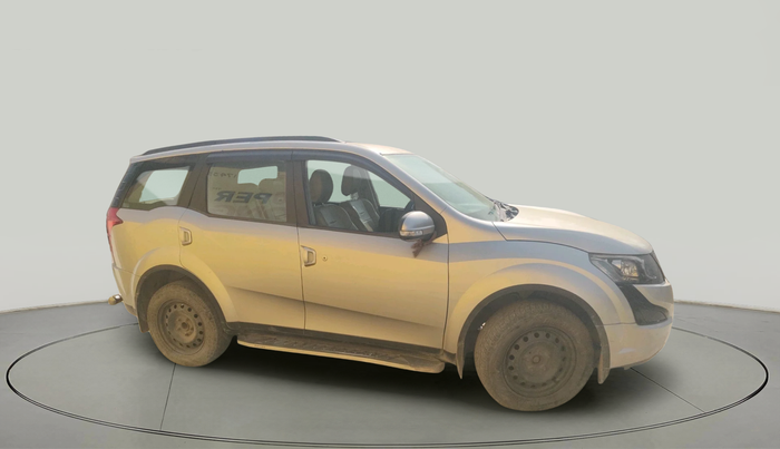 2016 Mahindra XUV500 W6, Diesel, Manual, 74,583 km, exterior