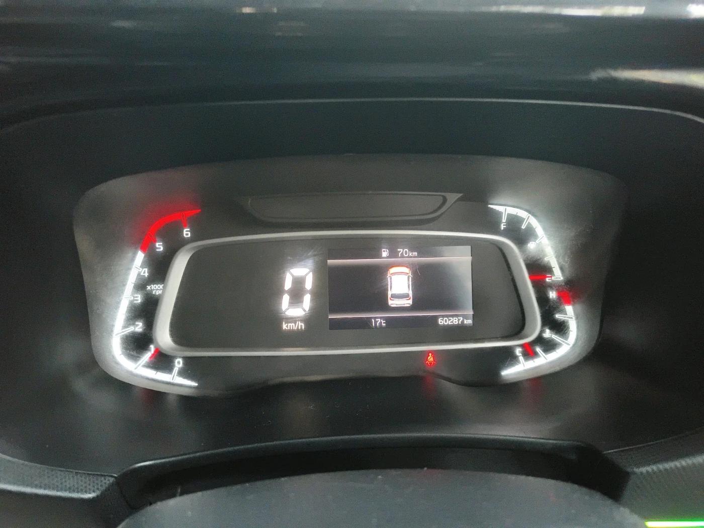 2022 KIA SONET HTX ANNIVERSARY EDITION 1.5, Diesel, Manual, 60,287 km, interior