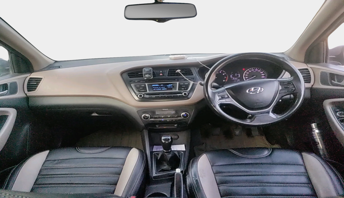 2015 Hyundai Elite i20 SPORTZ 1.2, Petrol, Manual, 2,31,957 km, interior