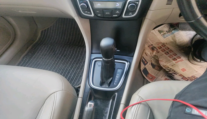 2018 Maruti Ciaz ALPHA  AT 1.5 SHVS PETROL, Petrol, Automatic, 31,630 km, interior