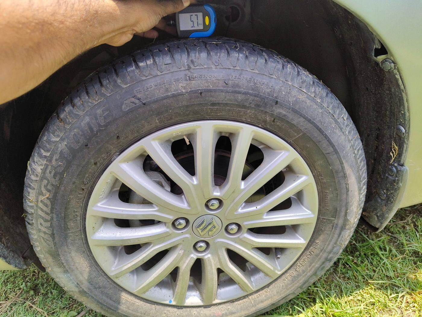 2020 Maruti Dzire ZXI, Petrol, Manual, 8,798 km, tyre