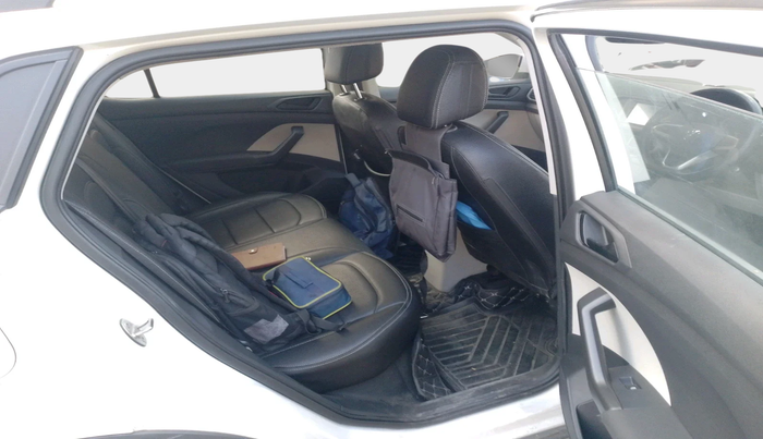 2022 Volkswagen TAIGUN COMFORTLINE 1.0 TSI MT, Petrol, Manual, 96,875 km, interior