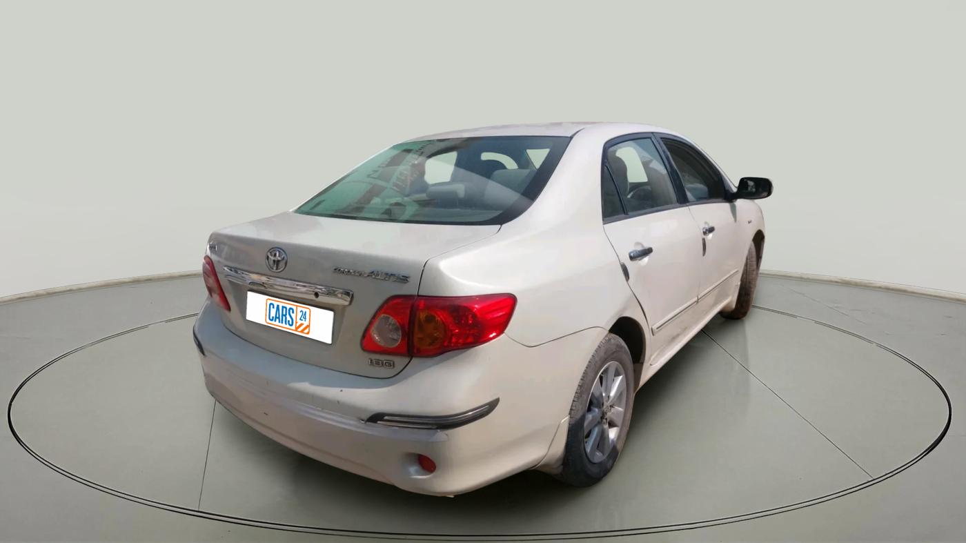 2010 Toyota Corolla Altis G PETROL, CNG, Manual, 79,170 km, exterior