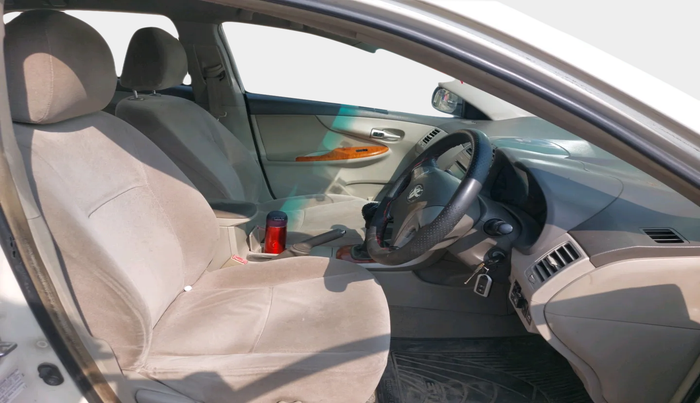 2010 Toyota Corolla Altis G PETROL, Petrol, Manual, 79,170 km, interior