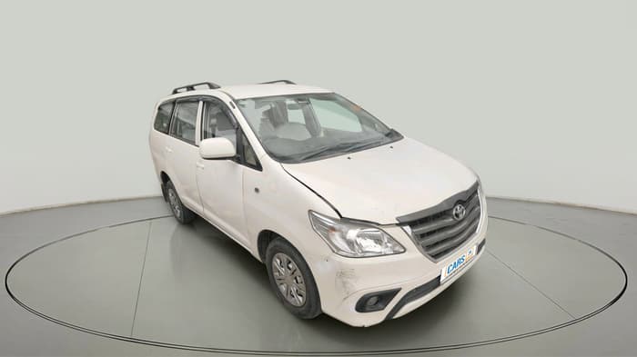 2016 Toyota Innova 2.5 G 8 STR, Diesel, Manual, 1,25,240 km, exterior