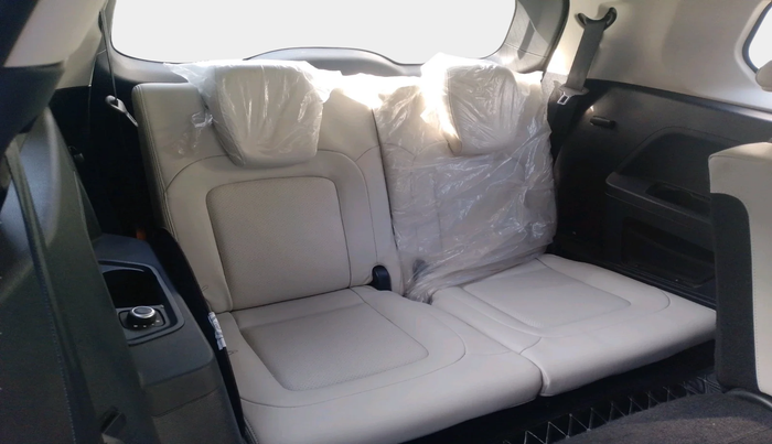 2021 Tata Safari XZ PLUS, Diesel, Manual, 48,186 km, interior