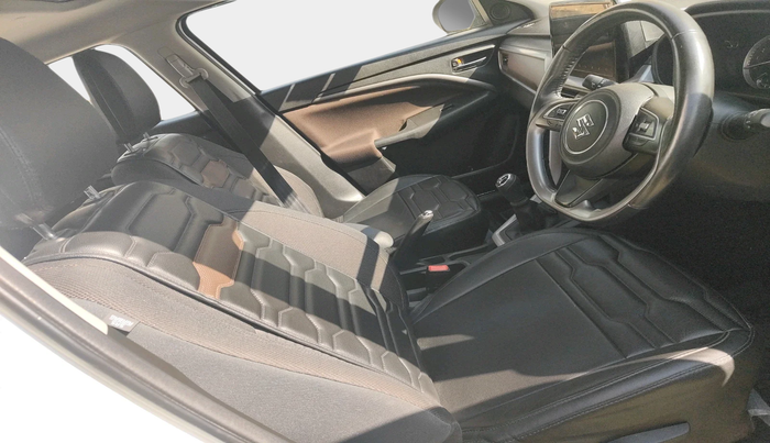 2022 Maruti BREZZA ZXI + SMART HYBRID, Petrol, Manual, 22,973 km, interior