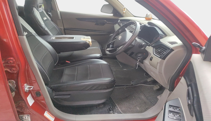 2016 Mahindra Kuv100 K4 6 STR, Petrol, Manual, 21,010 km, interior