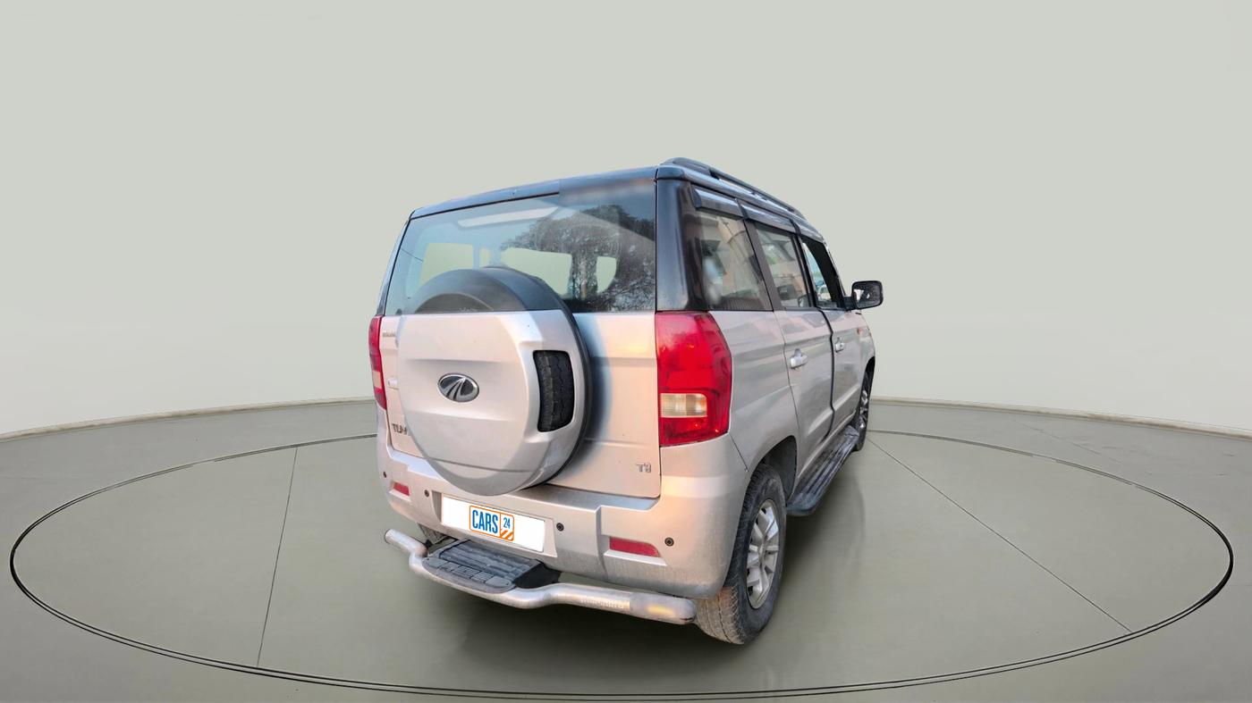2016 Mahindra TUV300 T8, Diesel, Manual, 1,19,088 km, exterior